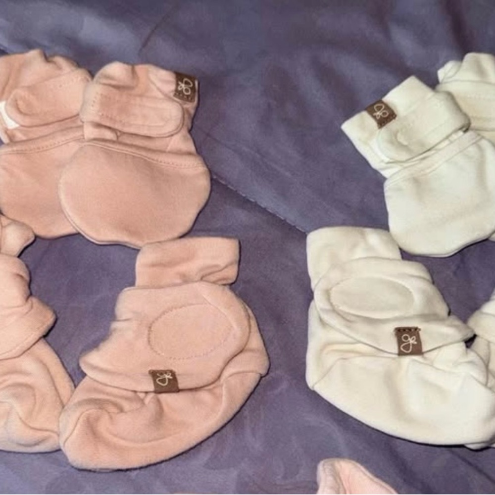 Goumi Cozy Baby Mittens and Booties Sets